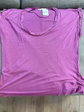 We The Free Heathered Pink Scoop Neck Short Sleeve Top